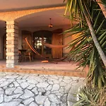 Une Terrasse A L\'Estaque + Stationnement